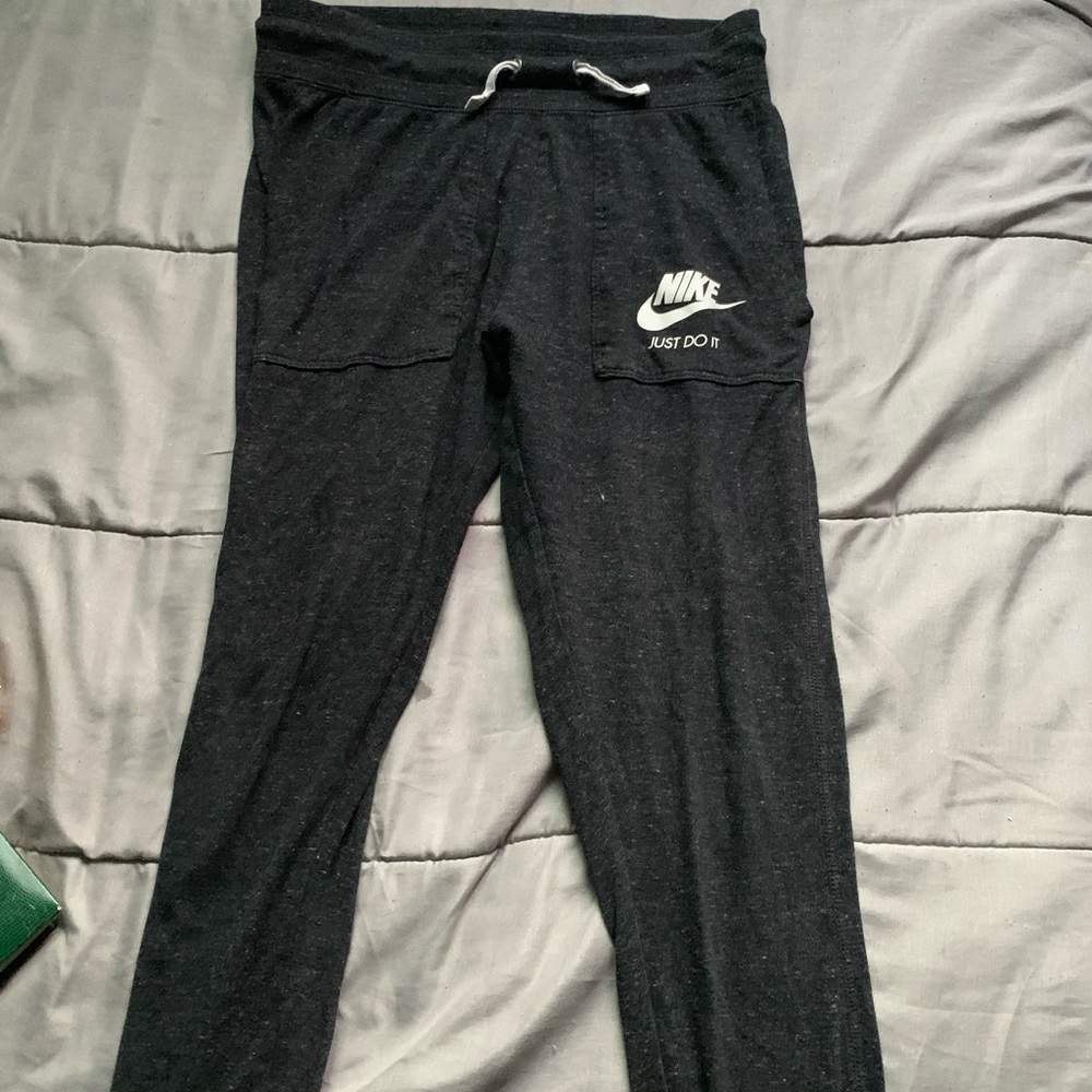 Nike joggers